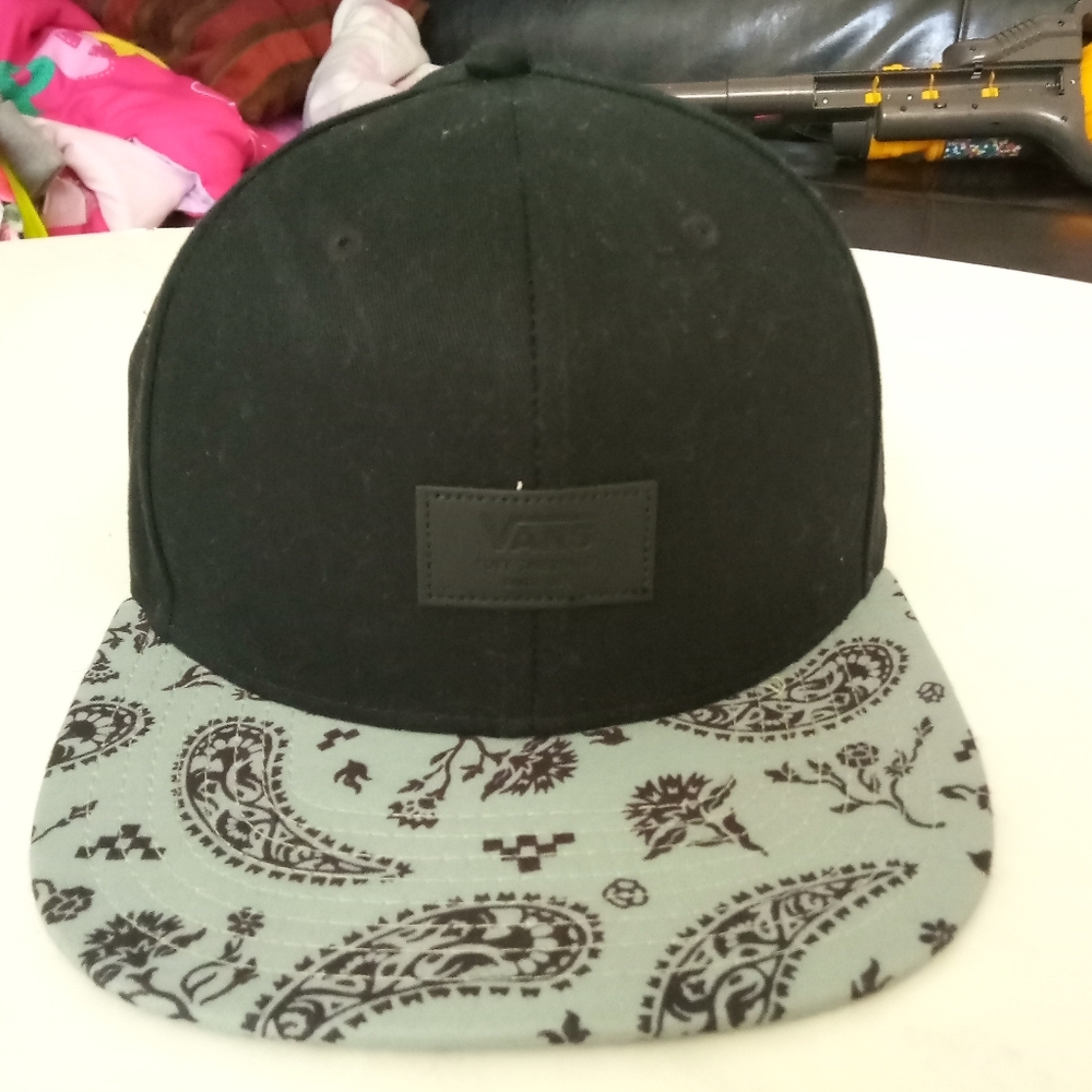 Vans teal and black paisley snapback
